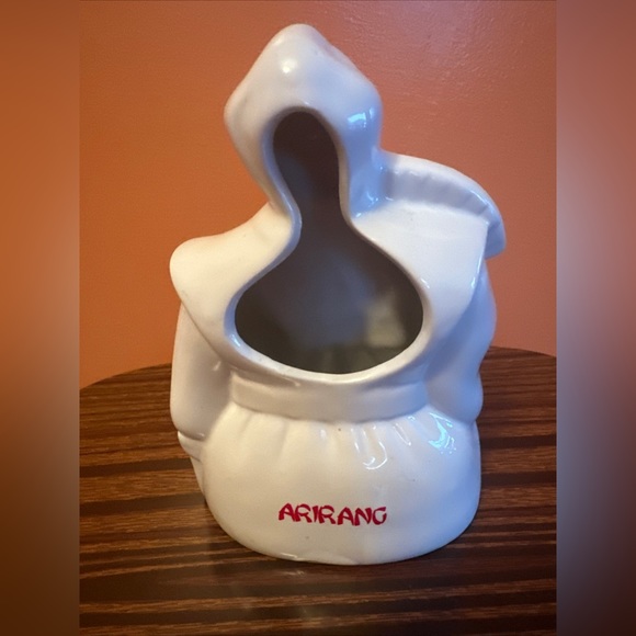 NEW Arirang Seated SAMURAI Holding Fan Tiki Mug Bar Ware - Picture 2 of 2